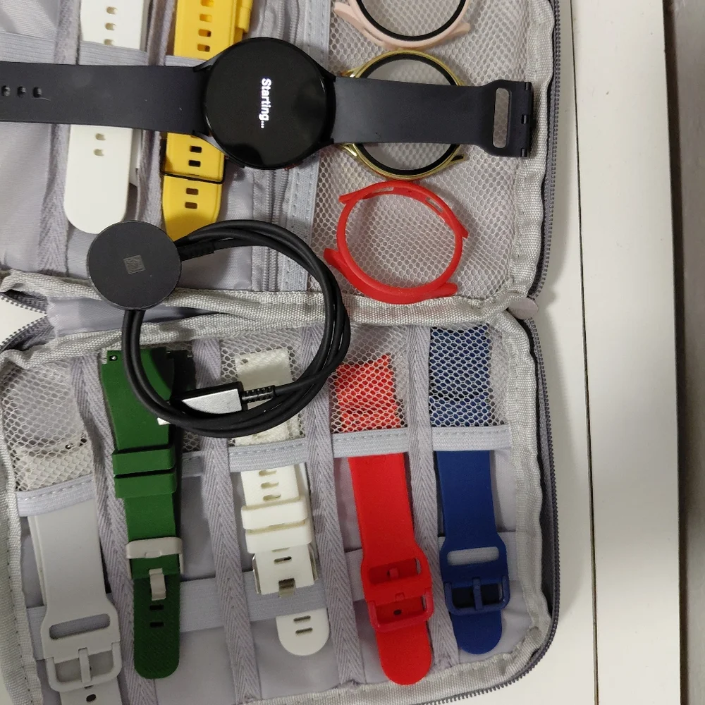 Samsung Black Smartwatch 4 - Picture 6 of 9